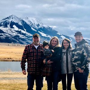 Meet your Posher, Julia